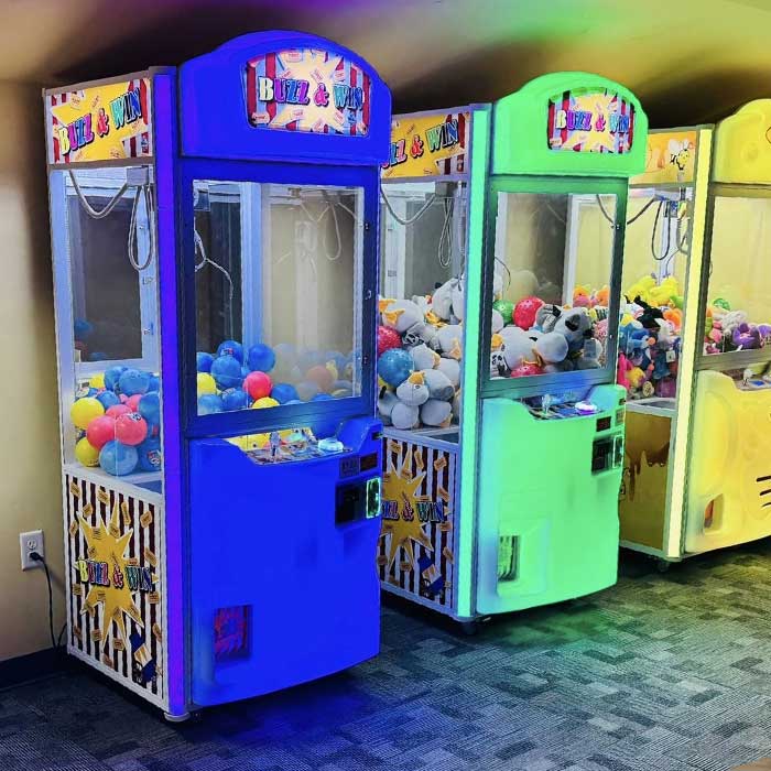 Heritage 71 restaurant and bar in Sherwood, WI game room claw machines